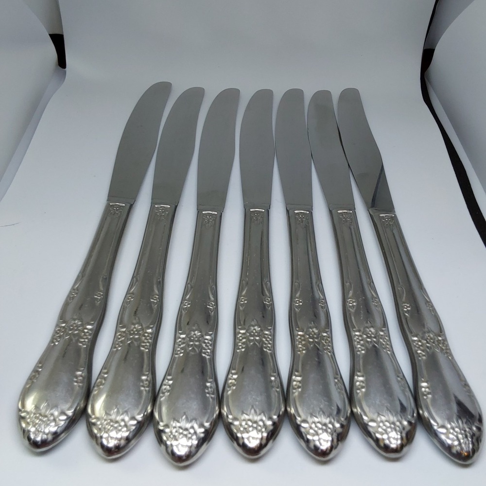 Wm A Rogers Oneida Fenway Daydream Stainless Flatware Lot of 7 Butter Spreader‎